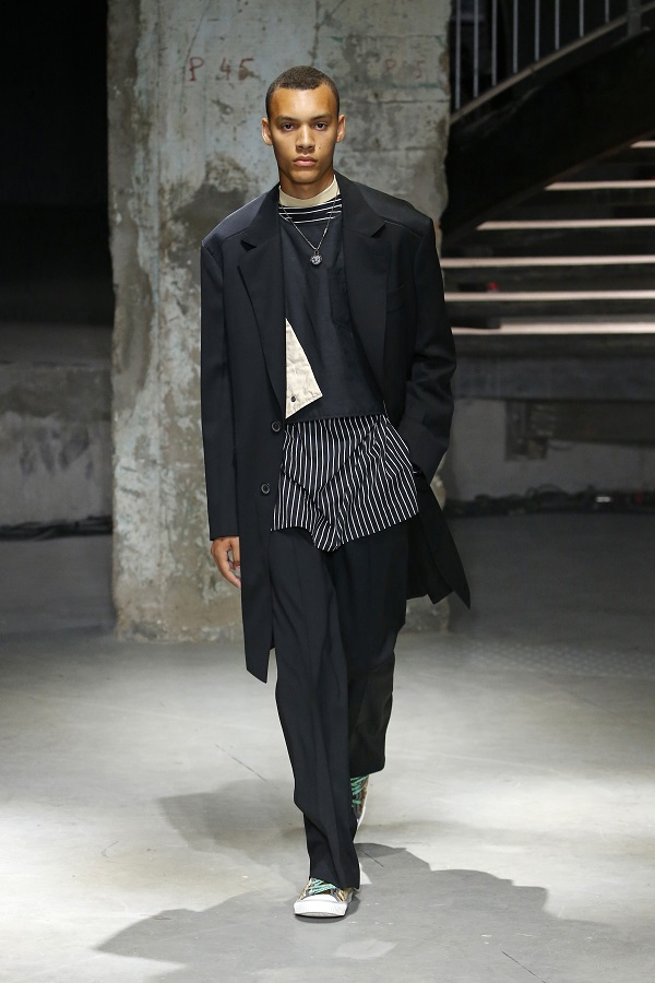 Lucas Ossendrijver explores a series of contrasts for Lanvin's spring-summer 2019 collection.