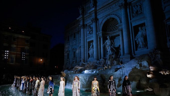 Fendi’s Fall 2016 Couture Show in Rome Fendi’s Fall 2016 Couture Show in Rome