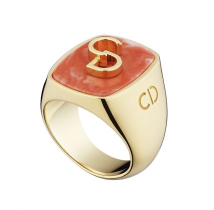 Lucky Dior 'CD' signature pattern ring in metal with gold finish and coral paste