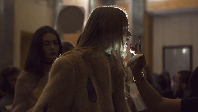 #MFW: Milano si veste di moda, 71 sfilate in 6 giorni Backstage • Milano Moda Donna SS 2017 AU JOUR LE JOUR