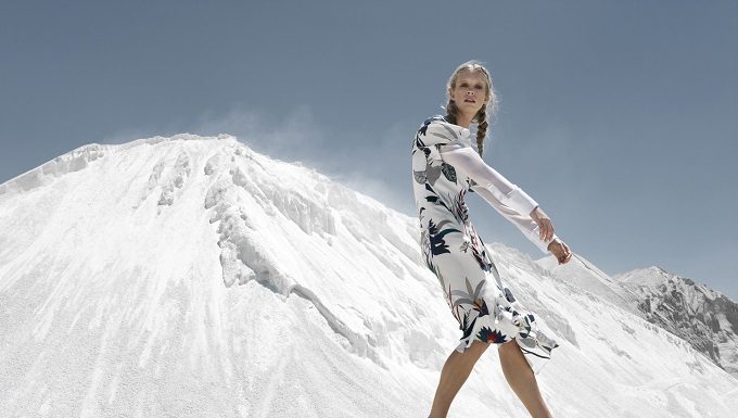 Dream White – Alice Cornish for ELLE Bulgaria by Ryan Jerome Dream White - Ryan Jerome for September issue of ELLE bulgaria