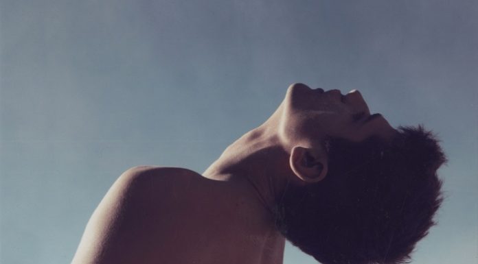 Freeze For Frieze: Moncler sostiene i giovani talenti A postcard from the Moncler Freeze for Frieze Project.