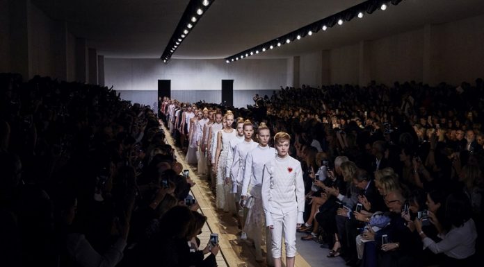 Dior: un nuovo femminismo firmato Maria Grazia Chiuri Dior Fashion Show Ready-to-wear Collection Spring Summer 2017 Paris by Maria Grazia Chiuri