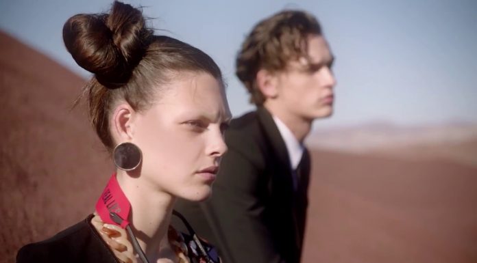 Givenchy by Riccardo Tisci, la nuova campagna estate 2017 Givenchy by Riccardo Tisci, la nuova campagna estate 2017