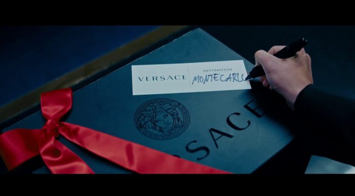 Versace Gift Factory 2016 Film – la magia delle feste Versace Gift Factory 2016 Film - la magia delle feste