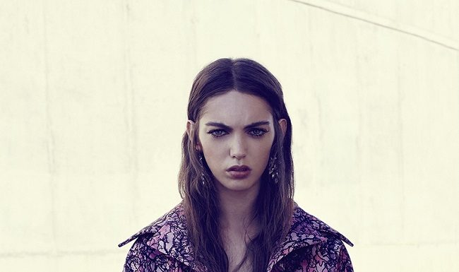 Lo stile eclettico di Vladimir Marti per Glamour Mexico Glamour Magazine Mexico, December 2016 Issue by Vladimir Marti