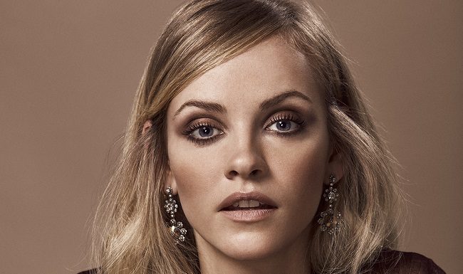 Ginta Lapina stupenda negli scatti di Tomás de la Fuente Tomás de la Fuente for TELVA MAGAZINE with GINTA LAPINA