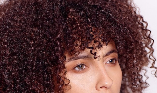 L’attitudine degli anni ’90, il video editoriale di Mario Lopes L'attitudine degli anni '90, il video editoriale di Mario Lopes