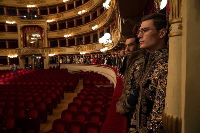 Dolce&Gabbana, l’Alta Moda sul palcoscenico dei laboratori della Scala