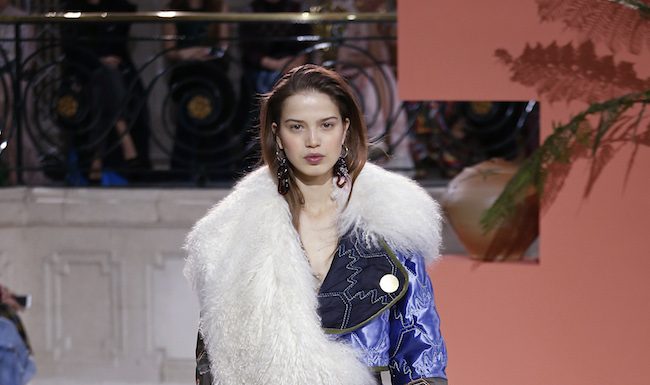 London Fahion Week: Peter Pilotto, stampe astratte e tweed colorati London Fahion Week: Peter Pilotto, stampe astratte e tweed colorati