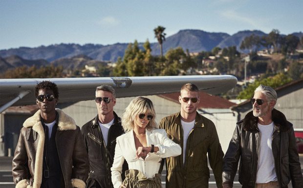 Rihanna prende il volo nella Cover Story di Harper’s Bazaar US Rihanna Harper's Bazaar US negli scatti di Mariano Vivanco