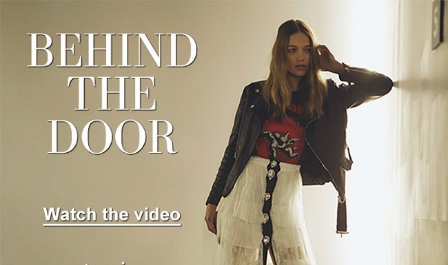 Pinko introduce “Behind the Door”, l’amore unico fra Romeo + Juliet Pinko introduce "Behind the Door", l'amore unico fra Romeo + Juliet