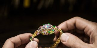Dior, il savoir-faire che si cela dietro l'orologio Majestueuse Opale