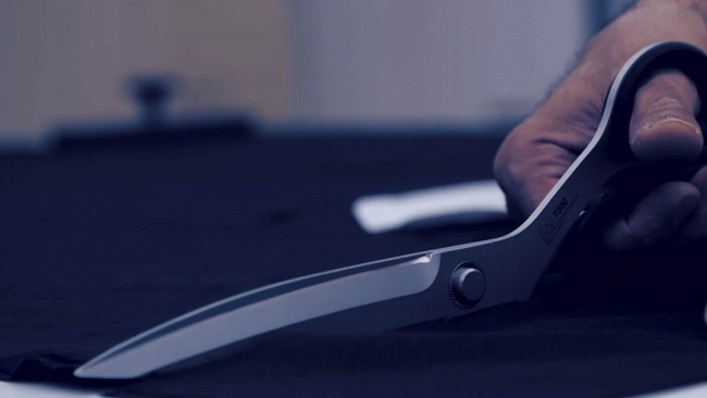 Dior, Blu Notte sugli Artigiani della Maison Dior, Blu Notte sugli Artigiani della Maison