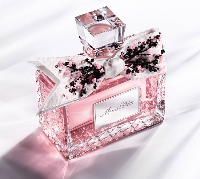 Miss Dior, l'iconico profumo in un flacone d'eccezione