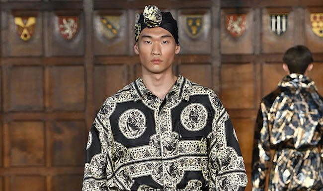 London Fashion Week: Edward Crutchley inverte i ruoli