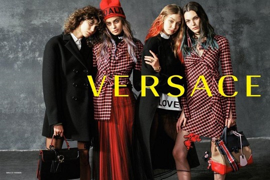 Bruce Weber, per Versace campagna manifesto di unità e ottimismo Bruce Weber, per Versace campagna manifesto di unità e ottimismo