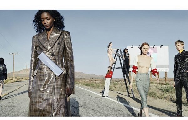 Calvin Klein, la campagna per la nuova collezione firmata Raf Simons Calvin Klein, la campagna A/I 17 per la nuova collezione firmata Raf Simons