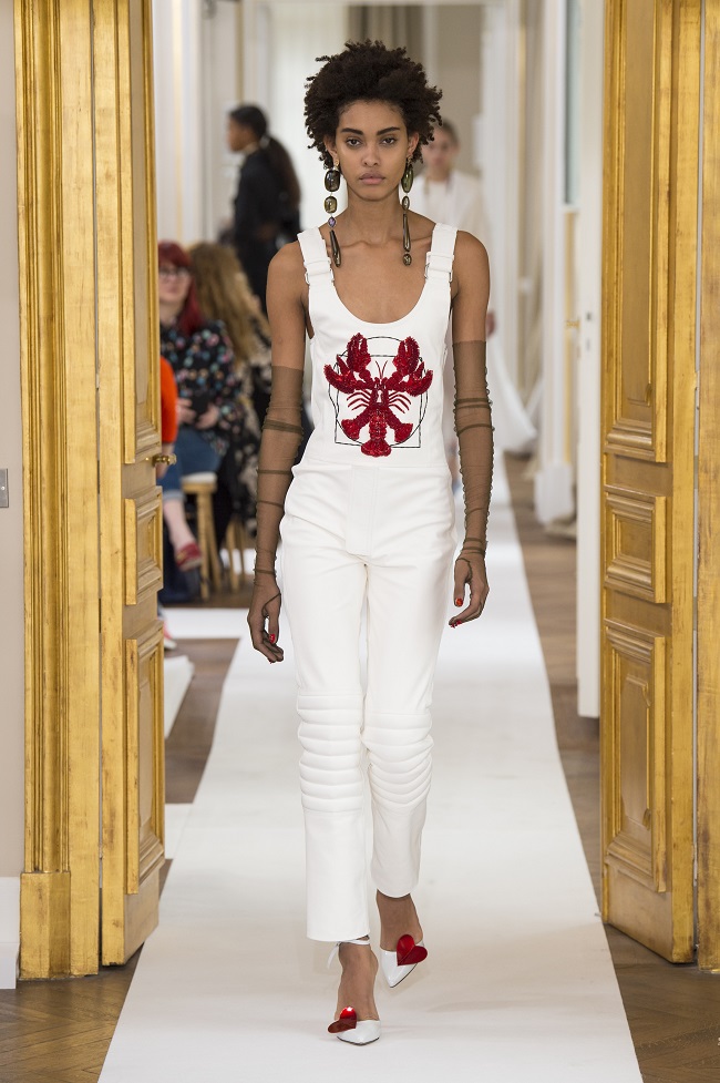 Paris Haute Couture: Schiaparelli e la moderna leggerezza