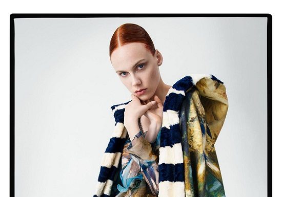 Tim Walker per Alberta Ferretti: allure sofisticata e fascino etereo Tim Walker per Alberta Ferretti allure sofisticata e fascino etereo