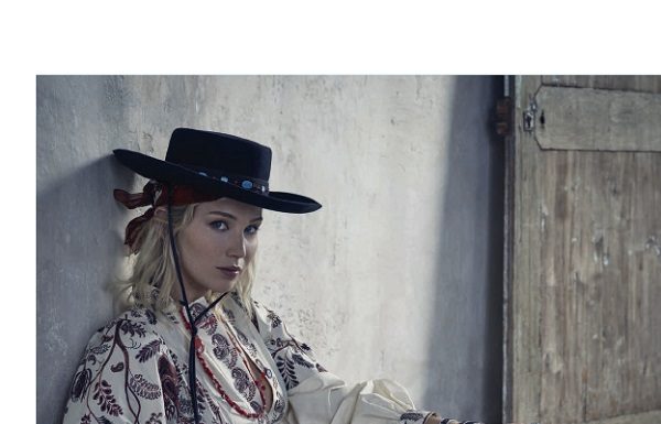 Jennifer Lawrence è ancora una volta il volto di Dior Jennifer Lawrence è ancora una volta il volto di Dior