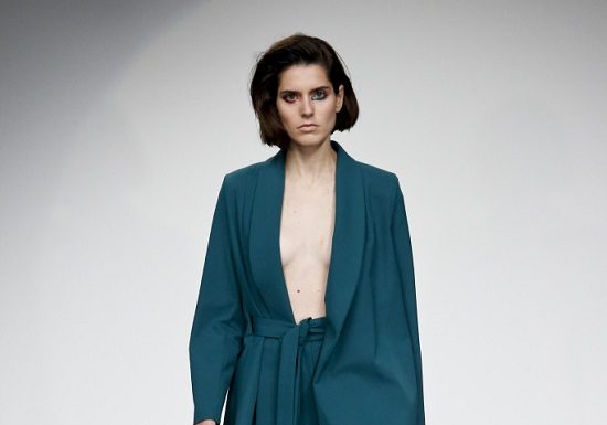 Marta Jakubowski e l’idea imperfetta di femminilità Marta Jakubowski presenta la sua collezione primaveraestate 2018 fashionpress.it