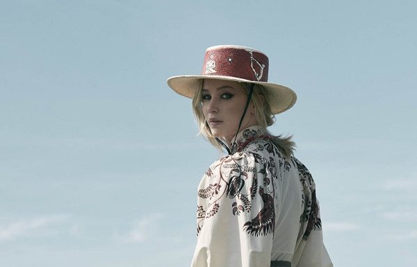 Dior, la femminilità selvaggia della collezione crociera 2018 Dior, la femminilità selvaggia della collezione crociera 2018