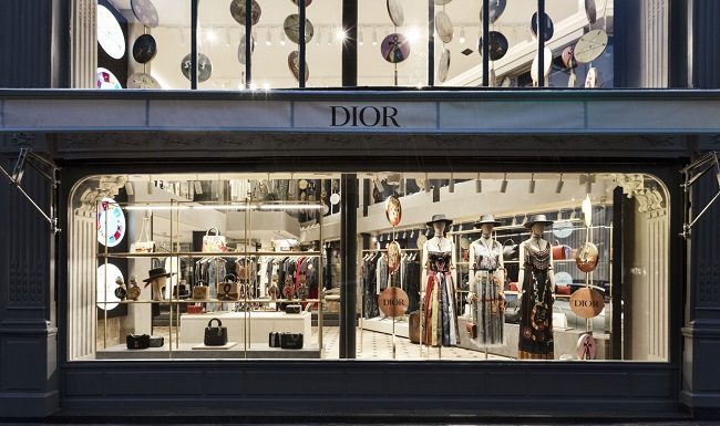 Dior. Il Pop-Up Store Tarot di Rue Saint Honoré Dior. Il Pop-Up Store Tarot di Rue Saint Honoré