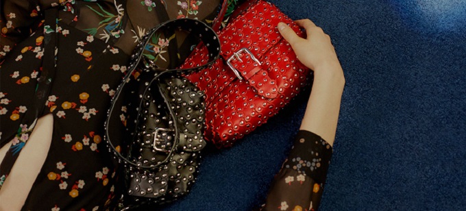La Puzzle Bag di RED Valentino La Puzzle Bag di RED Valentino
