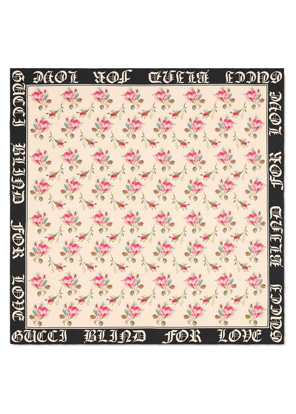 Gucci i foulard in seta della collezione Cruise 2018