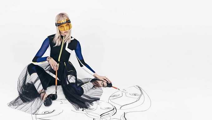 La visiera DiorClub1 è ispirata all’artista Niki de Saint Phalle DiorClub1