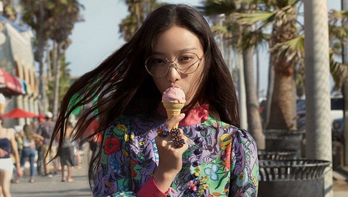 Ni Ni è il volto della nuova campagna Gucci Eyewear ambientata a Los Angeles Ni Ni è il volto della nuova campagna Gucci Eyewear ambientata a Los Angeles