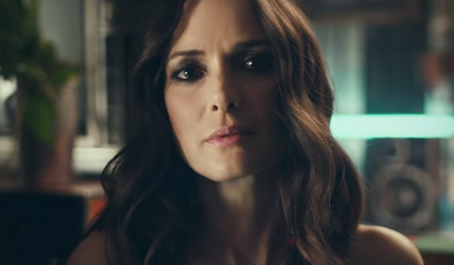 Winona Ryder and Elizabeth Olsen in H&M Spring 2018 Collection Winona Ryder and Elizabeth Olsen in H&M Spring 2018 Collection