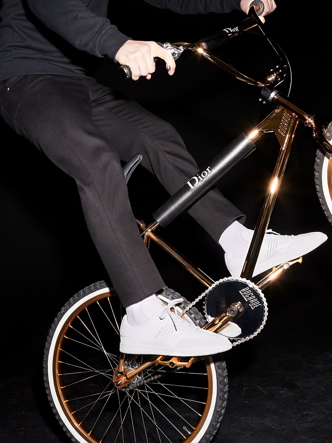 DIOR HOMME BMX PICTURE BY ALESSIO BOLZONI fashionpress.it