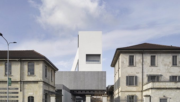 Fondazione Prada, apre la Torre di Rem Koolhaas Fondazione Prada, apre la Torre di Rem Koolhaas