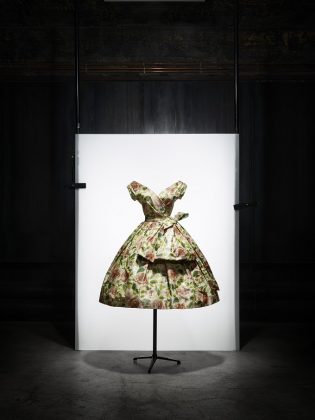 Dior presents Musee Christian Dior in Granville – The Treasures of the Collection: 30 Years of Acquisitions.