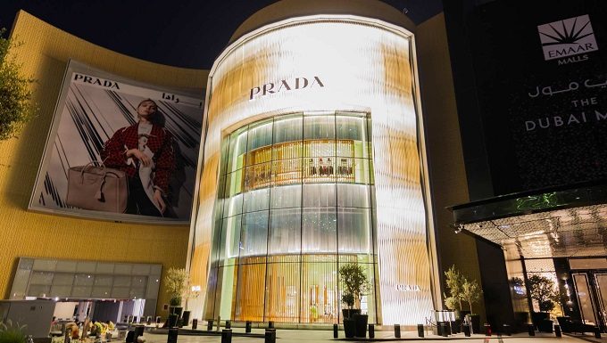 Nuovo negozio Prada: The Dubai Mall, Fashion Avenue Nuovo negozio Prada: The Dubai Mall, Fashion Avenue