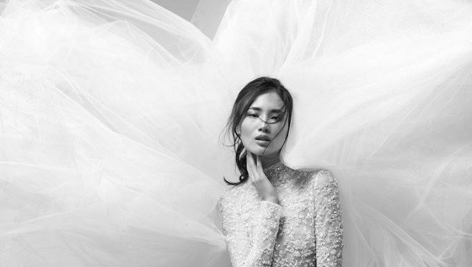 In esclusiva a Como nell’Atelier Tosetti i più prestigiosi brand del mondo sposa In esclusiva a Como nell'Atelier Tosetti i più prestigiosi brand del mondo sposa