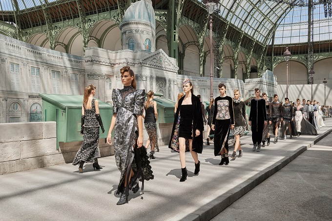 Chanel Fall-Winter 2018/19 Haute Couture Collection High Profile