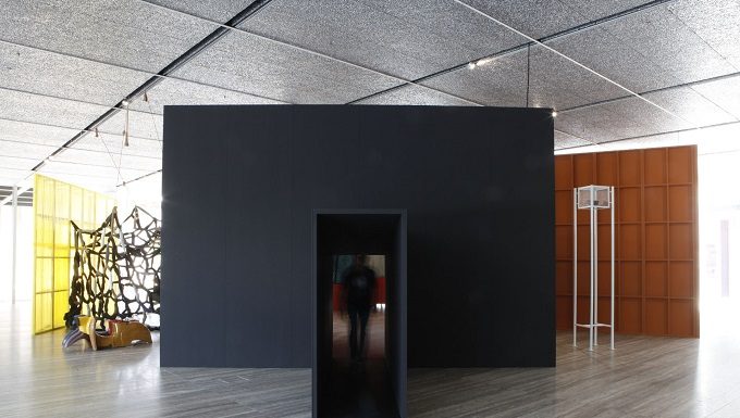 Fondazione Prada: nella sede di Milano presenta “The Next Quasi-Complex” di John Bock Fondazione Prada nella sede di Milano presenta “The Next Quasi-Complex” di John Bock