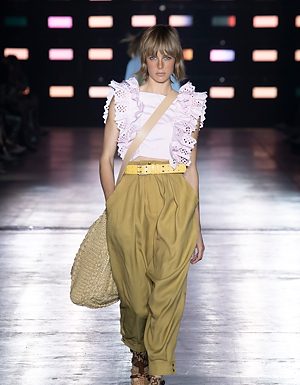 Alberta Ferretti’s masterclass on how to travel in style