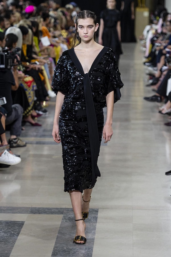 Rochas: Couture in a Minimalist Mood