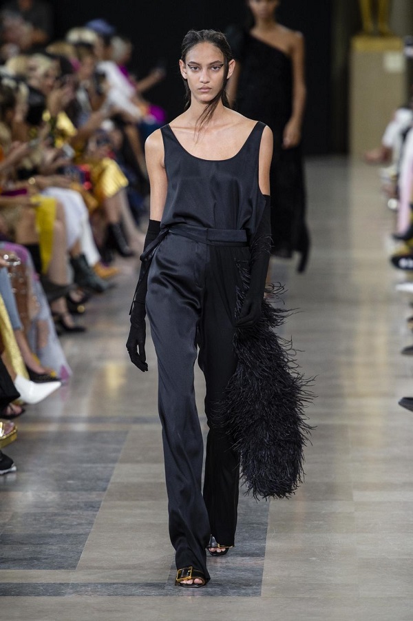 Rochas: Couture in a Minimalist Mood