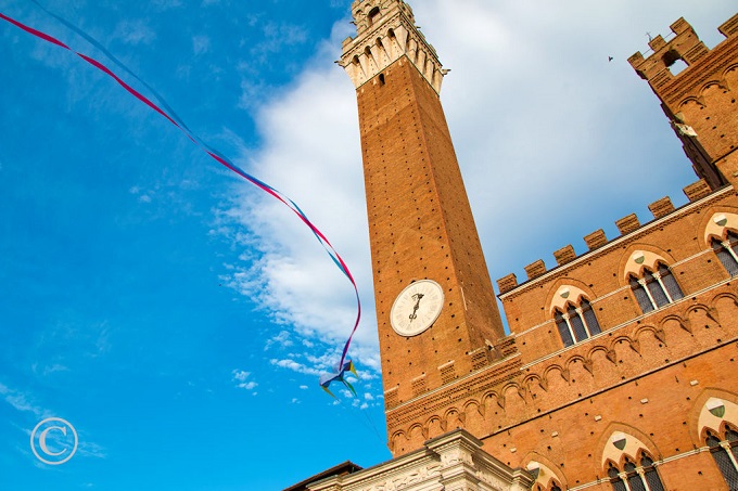 Siena con gli occhi di un bambino nelle foto di Marco Zamperini