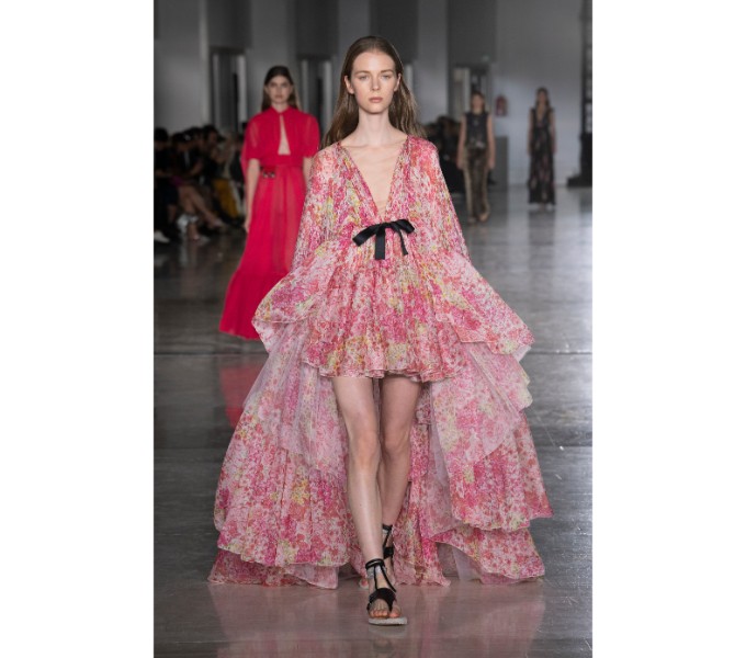 An androgynous touch from Giambattista Valli