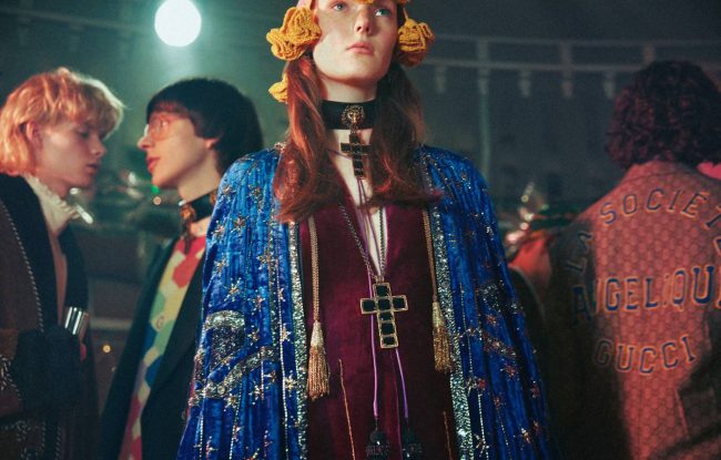 La nuova campagna Gucci Gift 2018 scattata da Petra Collins