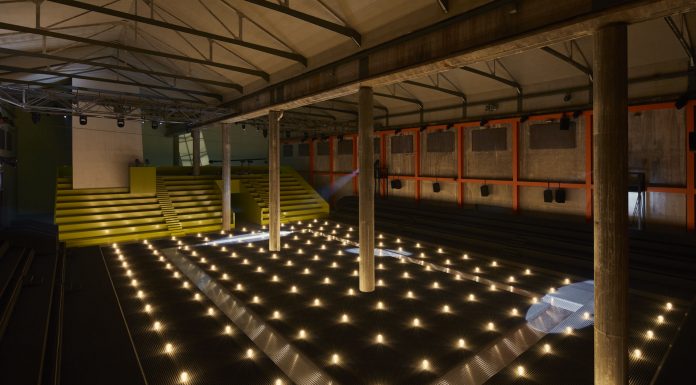 “Terrain Of Light”: sala sfilata Prada Uomo e Donna Autunno Inverno 2019 Terrain Of Light sala sfilata Prada Uomo e Donna AutunnoInverno 2019