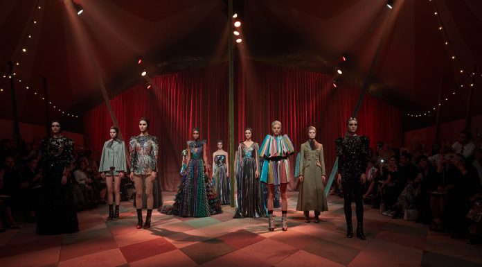 Dior Circus arriva anche a Dubai Dior’s Haute Couture Circus Show is Traveling to Dubai
