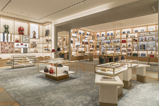 Dior presenta nuova Boutique - Champs-Elysées FASHIONPRESS.IT