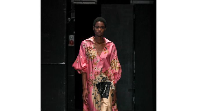 Antonio Marras sfila al teatro Elfo Puccini, tra Arte e Moda